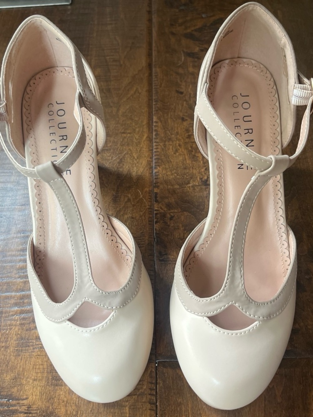 Journee Collection Olina beige two-tone retro vintage style Mary Jane’s Sz. 8 - Picture 2 of 6